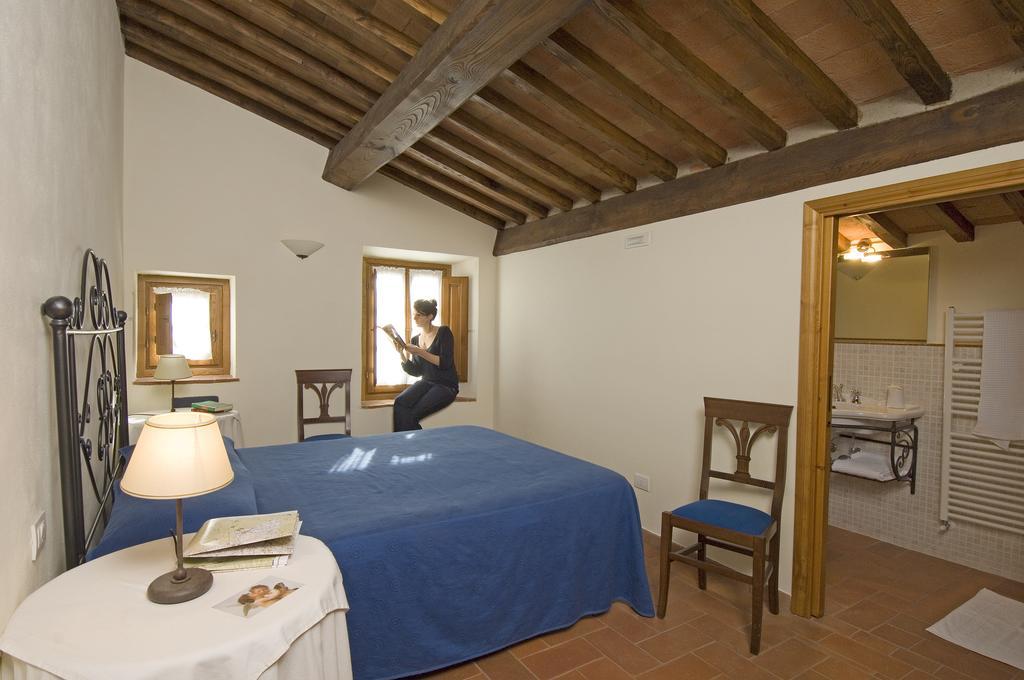 Agriturismo Campo Lungo San Donato in Poggio Номер фото